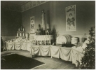 Expositie in de Cacaofabriek bij gelegenheid van het koninklijk bezoek in 1904. Fotograaf onbekend.