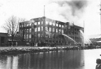 Het blussen van de brand bij Carp in 1928.